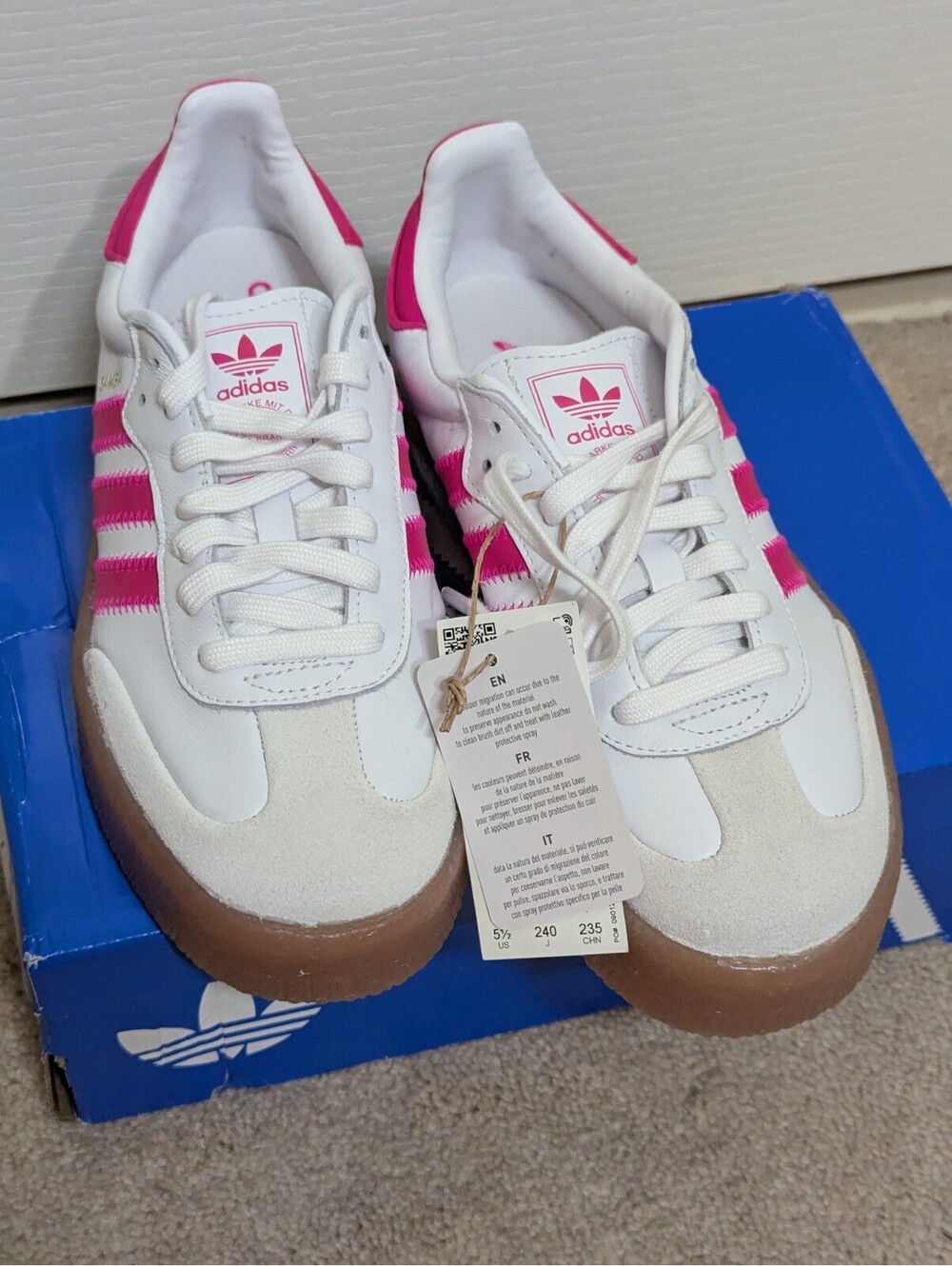Adidas Women's Tennis Shoes Sambea J Tag Says 5.5 but fits like 8 white/ pink